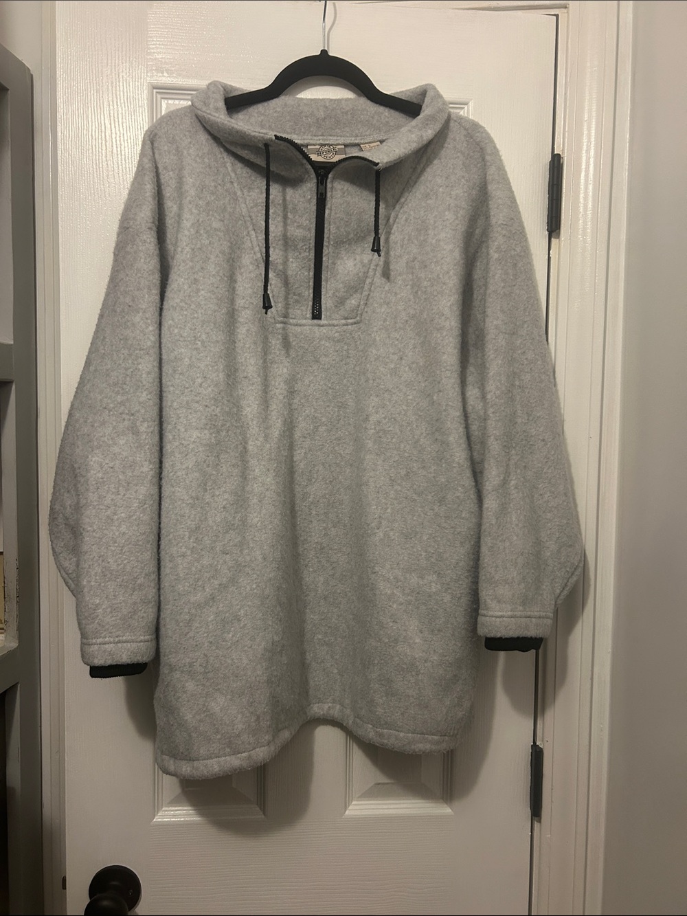 Men's Light Gray Half-Zip Hoodie Sweater